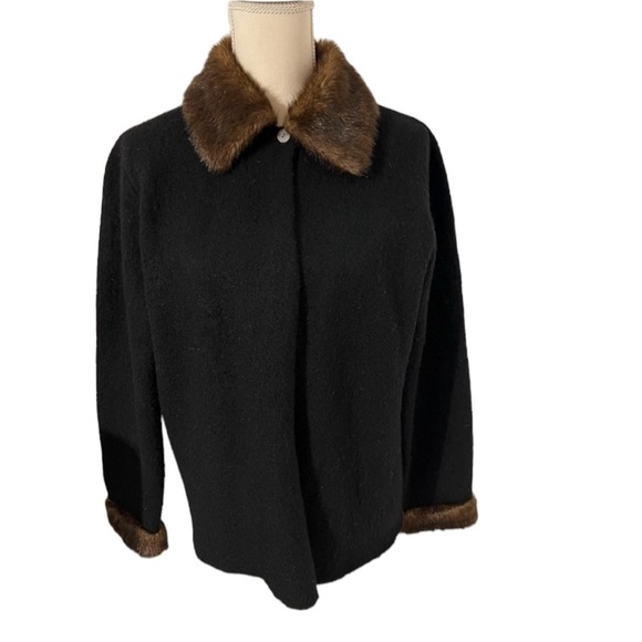 Sweaters - Alexandra Bartlett 100% Wool Black Faux Fur Collar Cardigan/Jacket  Size Small